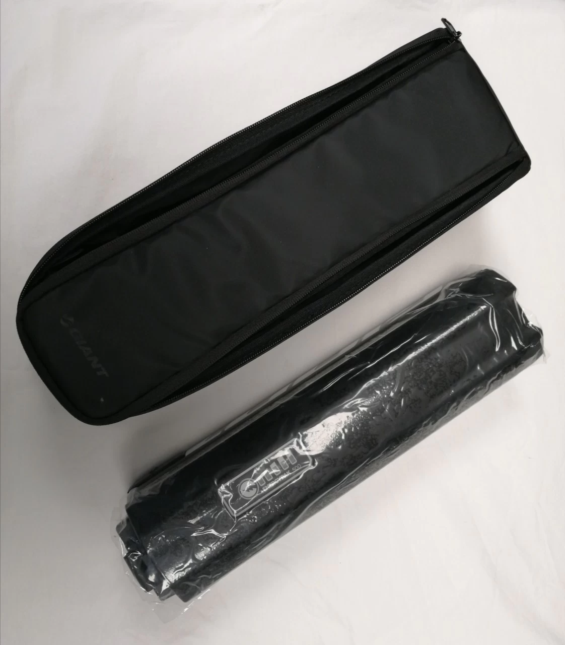 Giant EnergyPak Top-Release 500WH Akku Schwarz Matt/Logo Weiss 3 Pin 2 Giant EnergyPak Top-Release 500WH Akku Schwarz Matt/Logo Weiss 3 Pin – Bild 2