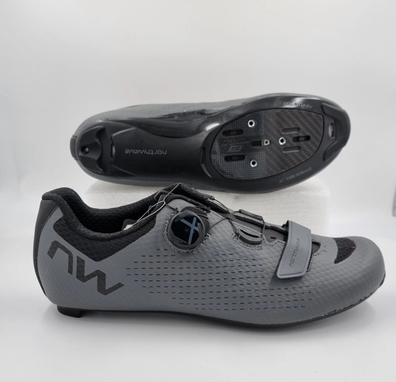 Northwave Storm Carbon 2 Anthrazite Rennradschuh 2 Northwave Storm Carbon 2 Anthrazite Rennradschuh – Bild 2