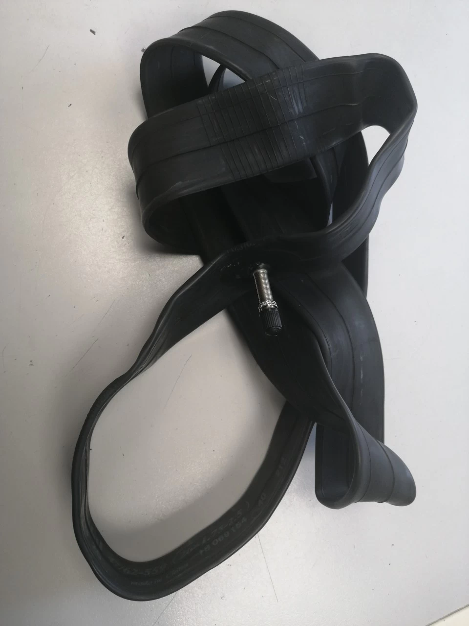 Schwalbe Fahrradschlauch AV Ventil Nr. 13 26" 40 Mm 40/62-559 1 Schwalbe Fahrradschlauch AV Ventil Nr. 13 26" 40 Mm 40/62-559