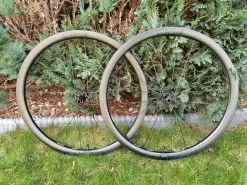 Giant CXR 1 Disc Carbon Tubeless Laufradsatz *1398g*