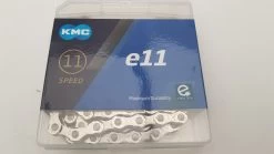 KMC E-Bike Kette E11 Silver 11-fach Silber 122 Glieder Extrem Haltbar -Bestes Fahrradteile Geschäft kmc fahrrad kette x11e 11 fach silber 122 glieder extrem haltbar 1 1280x1280