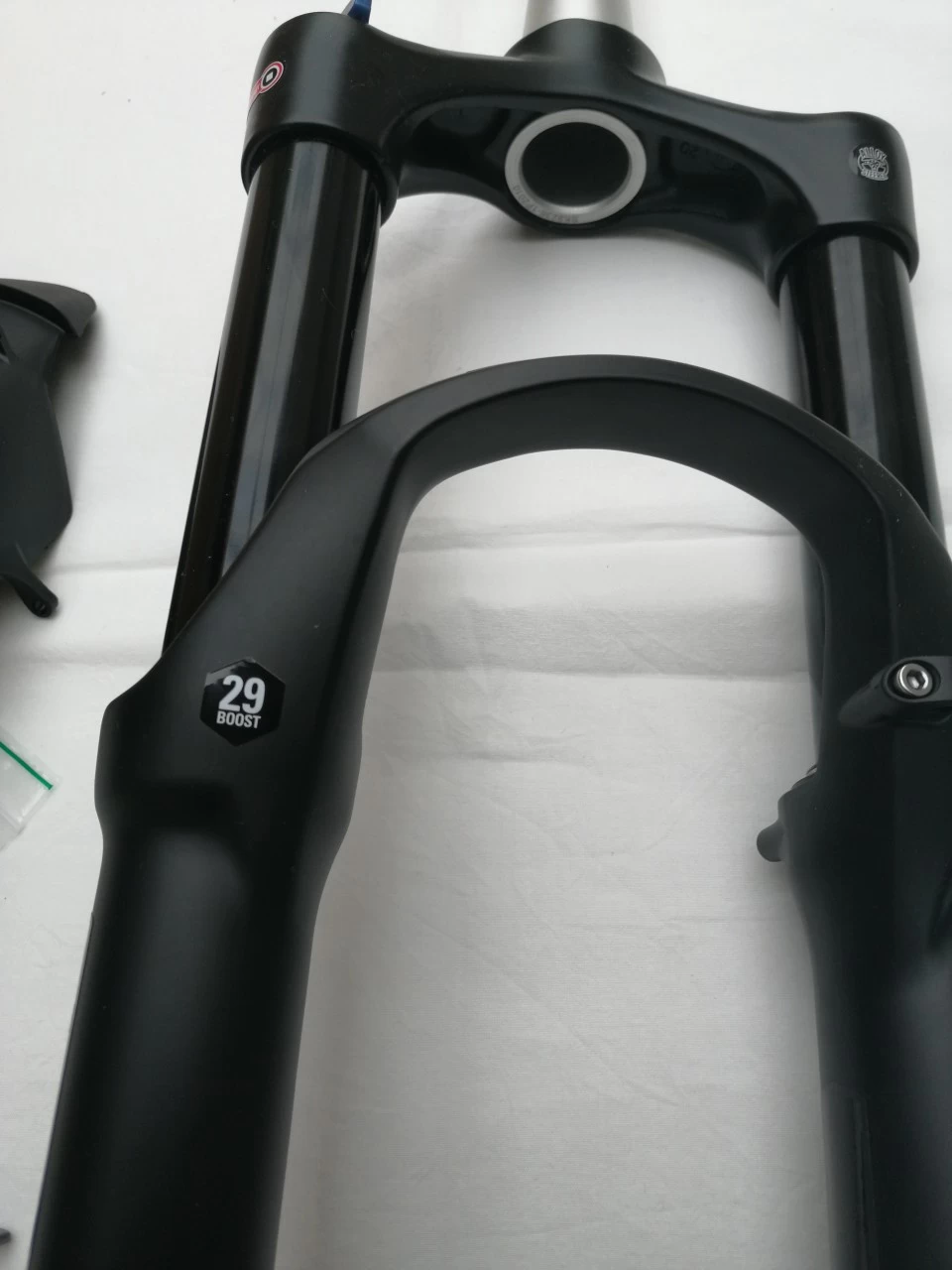 Sr-suntour SR Suntour Raidon34RLOR Federgabel Boost 29 Zoll 15x 110 2 Sr-suntour SR Suntour Raidon34RLOR Federgabel Boost 29 Zoll 15x 110 – Bild 2